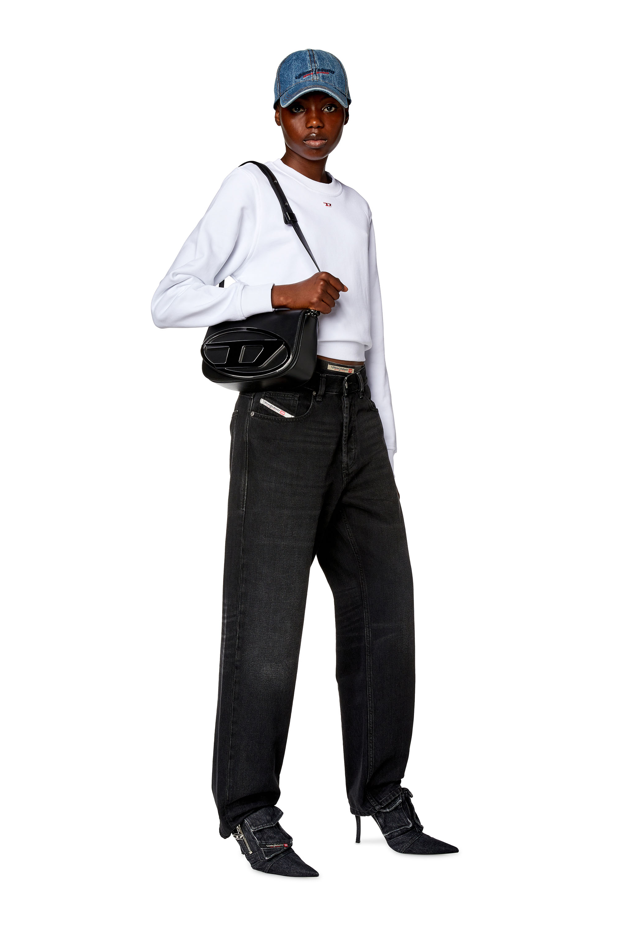 Diesel - 1DR M, Woman's 1DR M-Iconic medium shoulder bag in leather in Black - 2
